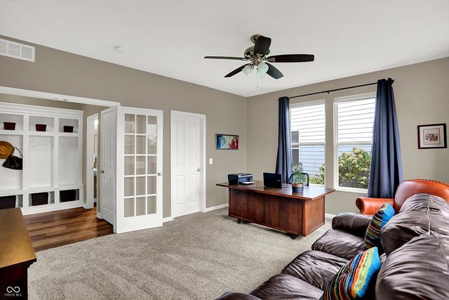 15751 Chapel Park Drive E, Noblesville, IN 46060