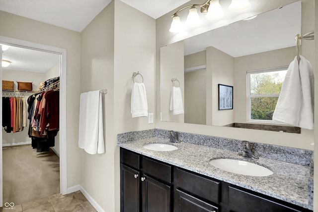 15751 Chapel Park Drive E, Noblesville, IN 46060
