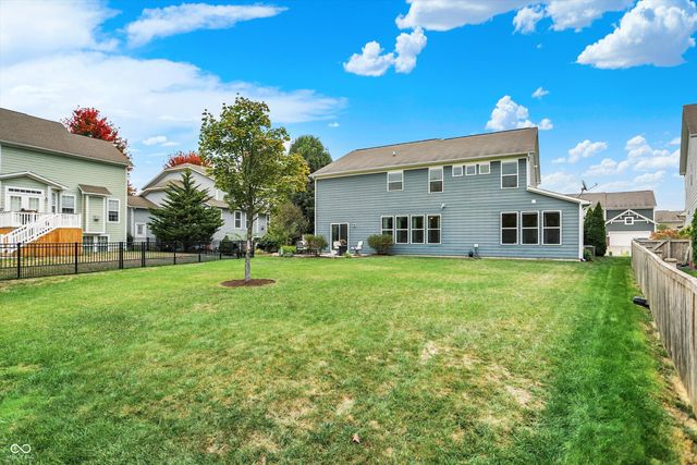 15751 Chapel Park Drive E, Noblesville, IN 46060