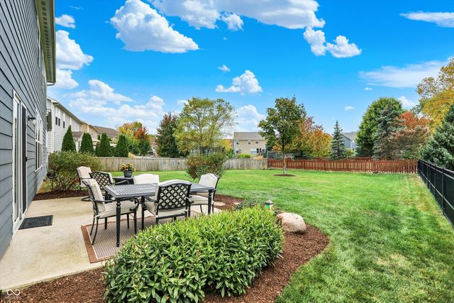 15751 Chapel Park Drive E, Noblesville, IN 46060