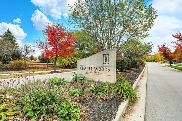15751 Chapel Park Drive E, Noblesville, IN 46060