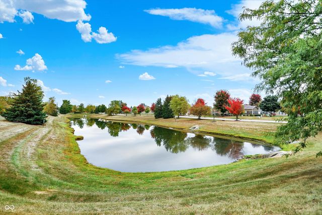 15751 Chapel Park Drive E, Noblesville, IN 46060