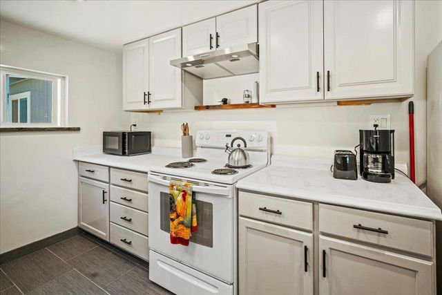 273 W Carmel Valley Road, Carmel Valley, CA 93924