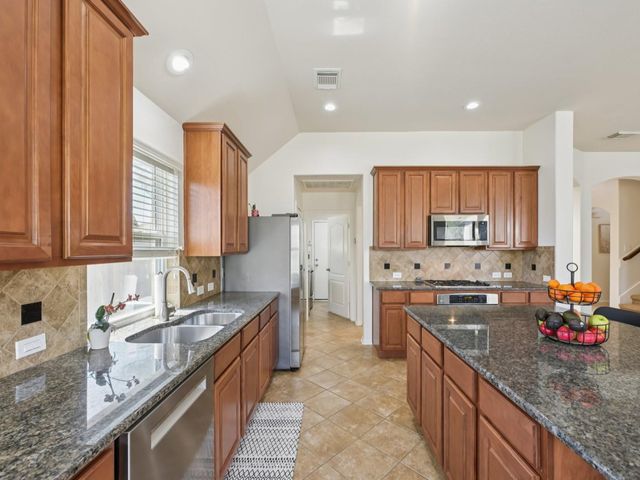 2206 Highstone Court, League City, TX 77573