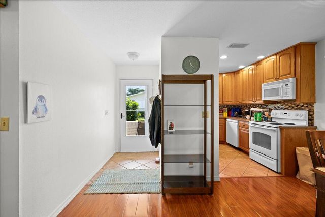2621 Barkley Drive W A, West Palm Beach, FL 33415