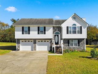 15 Greenhouse SE Drive, Cartersville, GA 30120