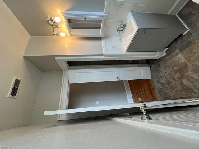 100 Main St # B, Newport News, VA 23601