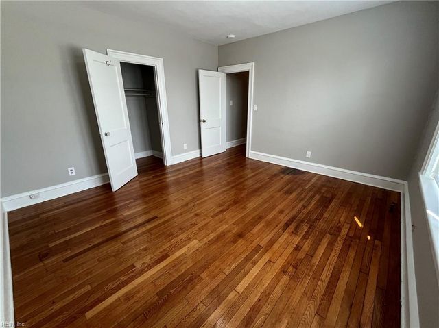 100 Main St # B, Newport News, VA 23601
