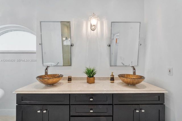 900 Spoonbill Circle, Weston, FL 33326