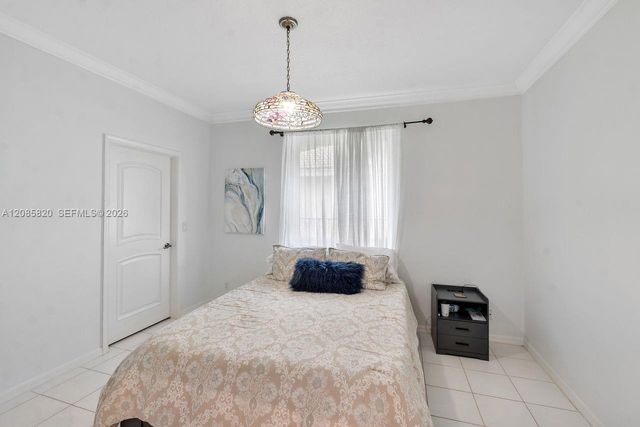 900 Spoonbill Circle, Weston, FL 33326