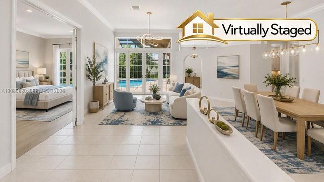 900 Spoonbill Circle, Weston, FL 33326