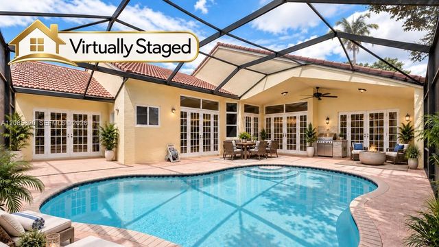 900 Spoonbill Circle, Weston, FL 33326