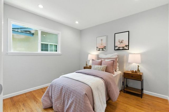 1017 Island Drive, Alameda, CA 94502