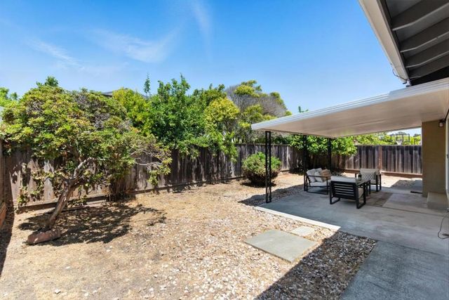1017 Island Drive, Alameda, CA 94502