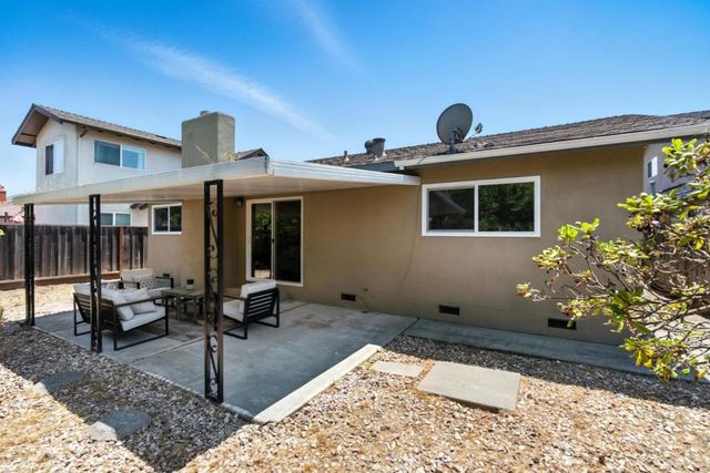 1017 Island Drive, Alameda, CA 94502