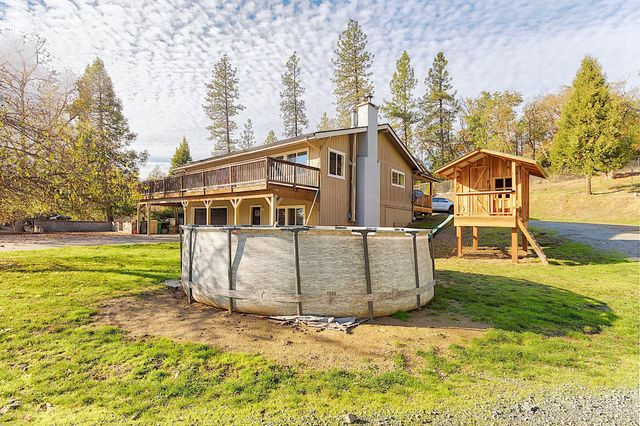 315 Hitching Post Road, Grants Pass, OR 97526