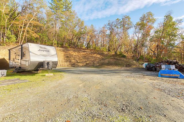 315 Hitching Post Road, Grants Pass, OR 97526