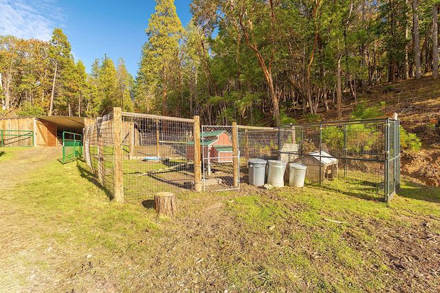 315 Hitching Post Road, Grants Pass, OR 97526