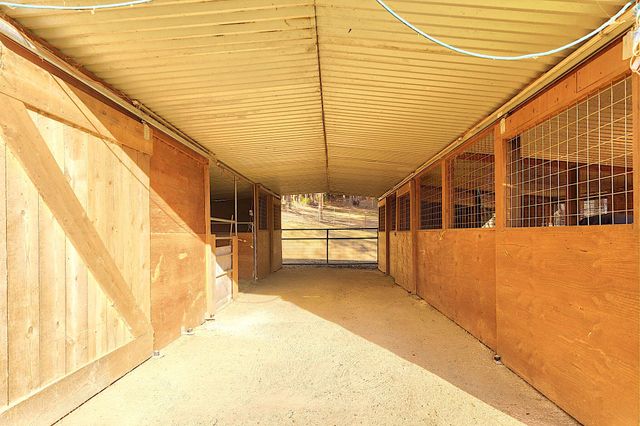 315 Hitching Post Road, Grants Pass, OR 97526