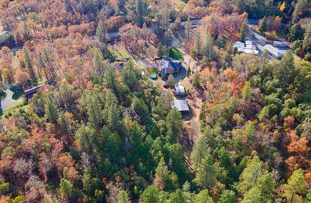 315 Hitching Post Road, Grants Pass, OR 97526