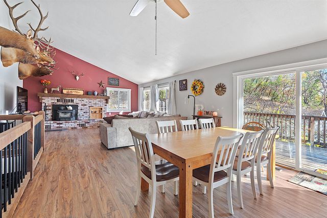 315 Hitching Post Road, Grants Pass, OR 97526