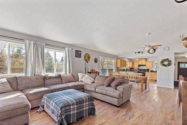 315 Hitching Post Road, Grants Pass, OR 97526