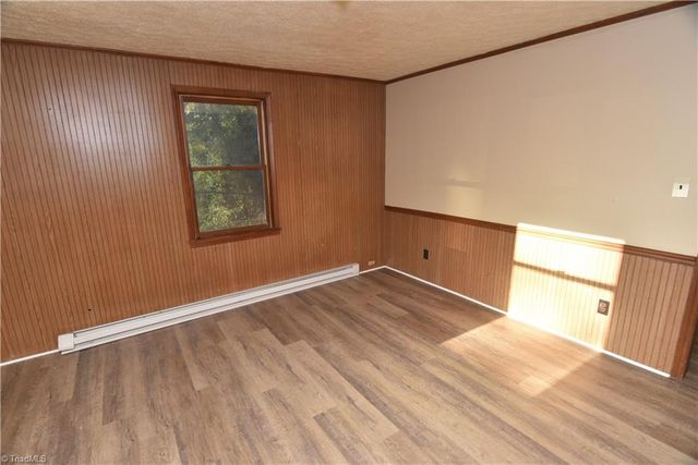 4053 Leo Street, Winston-salem, NC 27105
