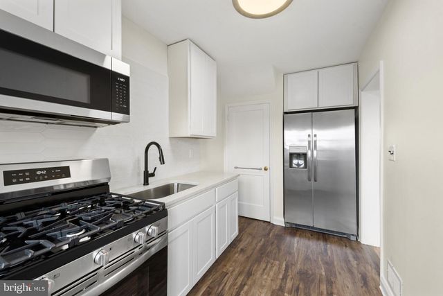 2207 HAWTHORNE RD, Baltimore, MD 21220