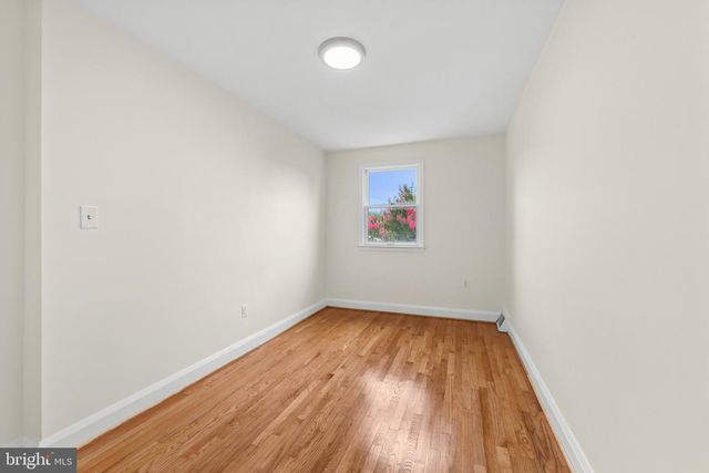 2207 HAWTHORNE RD, Baltimore, MD 21220