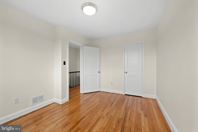 2207 HAWTHORNE RD, Baltimore, MD 21220
