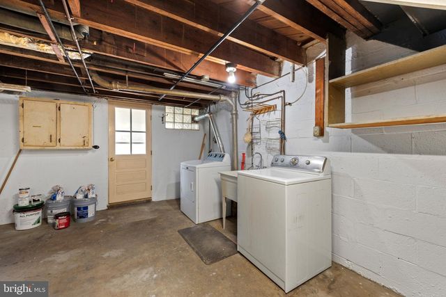 2207 HAWTHORNE RD, Baltimore, MD 21220
