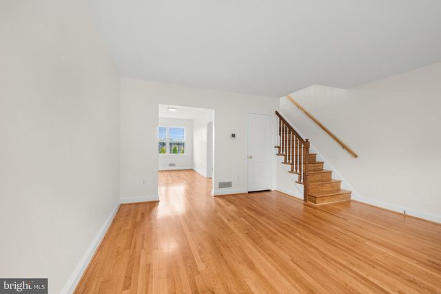 2207 HAWTHORNE RD, Baltimore, MD 21220