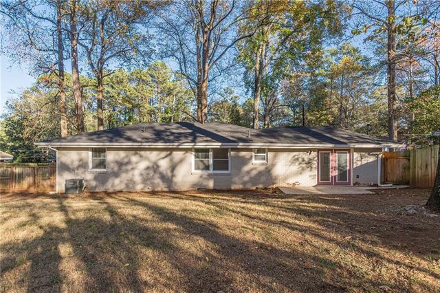 1395 Dennis Drive, Decatur, GA 30032