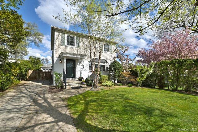 295 New Hyde Park Road, Garden City, NY 11530