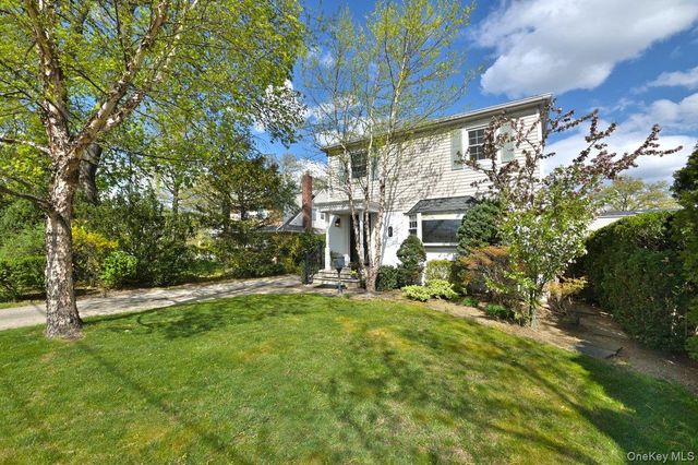 295 New Hyde Park Road, Garden City, NY 11530