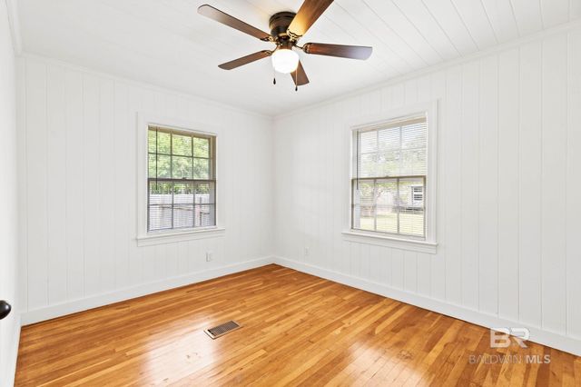 301 E Craig Street, Atmore, AL 36502