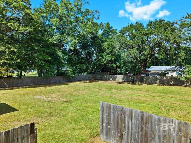 301 E Craig Street, Atmore, AL 36502