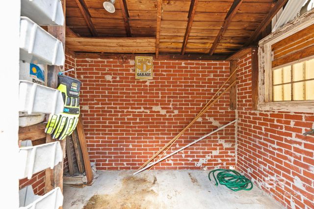 301 E Craig Street, Atmore, AL 36502