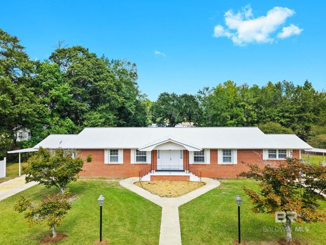 301 E Craig Street, Atmore, AL 36502