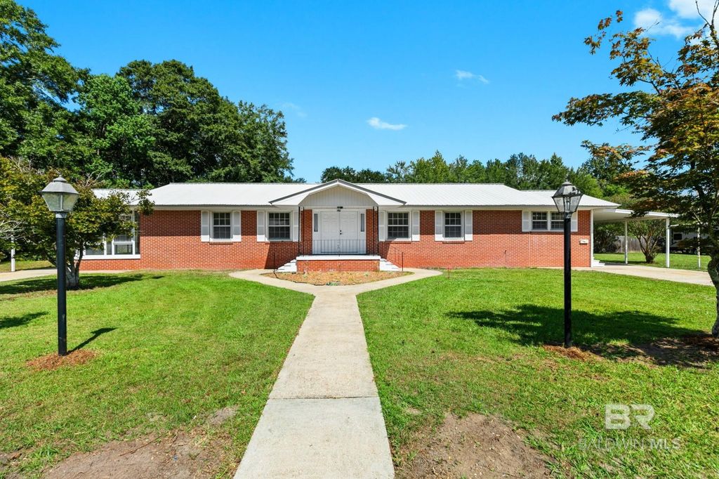 301 E Craig Street, Atmore, AL 36502