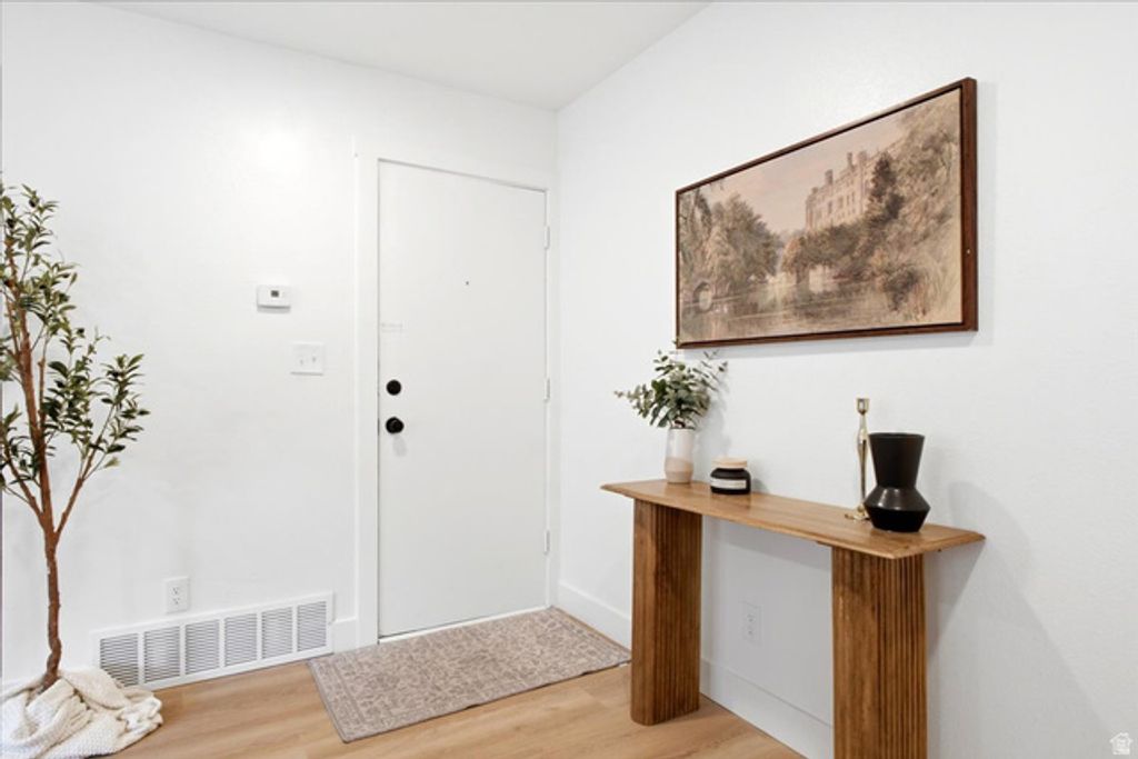 5440 S WILLOW LN #A, Salt Lake City, UT 84107 — photo 4