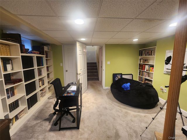 4 Sprucewood Boulevard, Central Islip, NY 11722