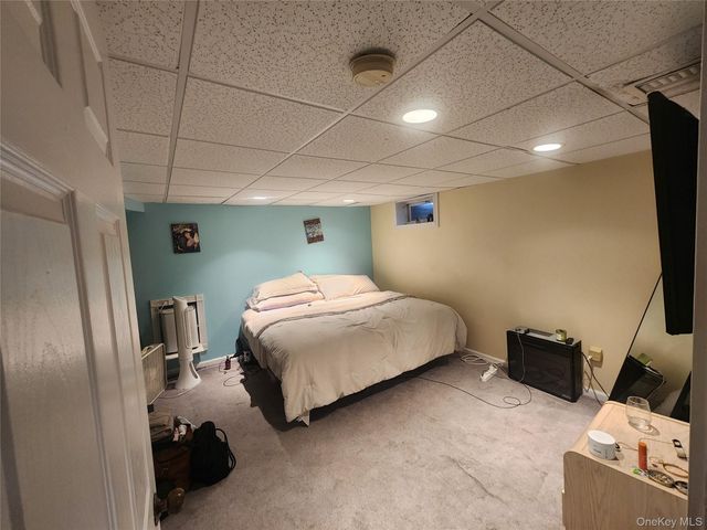 4 Sprucewood Boulevard, Central Islip, NY 11722