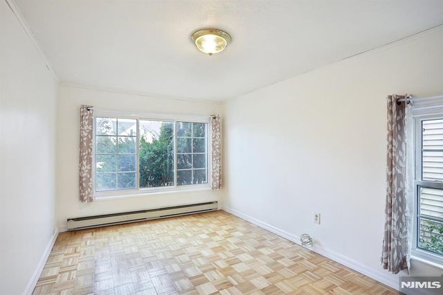 6 S Garden Court, Garfield, NJ 07026