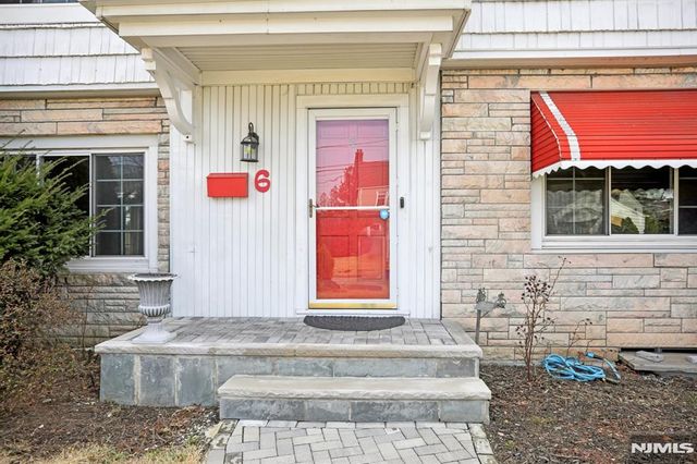 6 S Garden Court, Garfield, NJ 07026