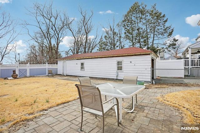 6 S Garden Court, Garfield, NJ 07026