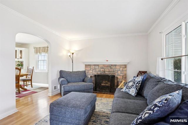 6 S Garden Court, Garfield, NJ 07026