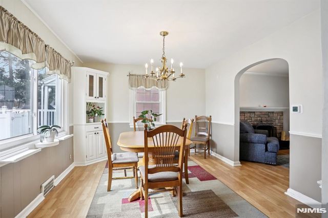 6 S Garden Court, Garfield, NJ 07026