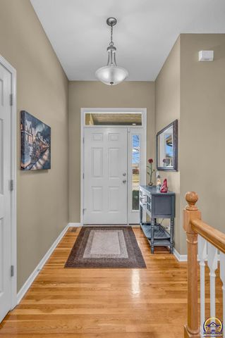 8455 Timber Ridge DR, De Soto, KS 66018