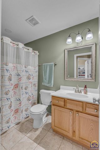 8455 Timber Ridge DR, De Soto, KS 66018
